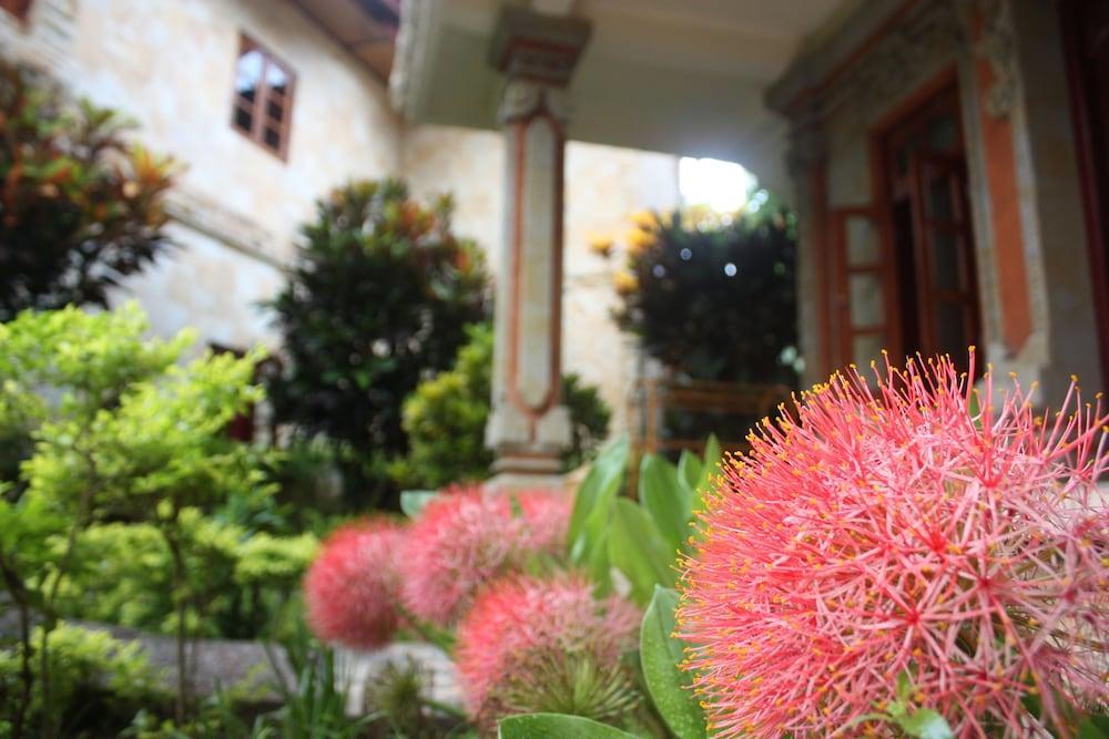 Rambutan Boutique Hotel Булеленг Экстерьер фото